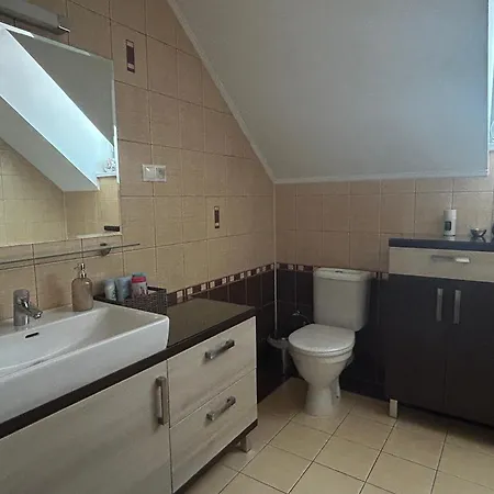 Holiday home Dom Pri Vezi *